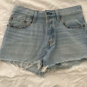 Levi’s 501 High Rise Distressed Denim Shorts Sz 27